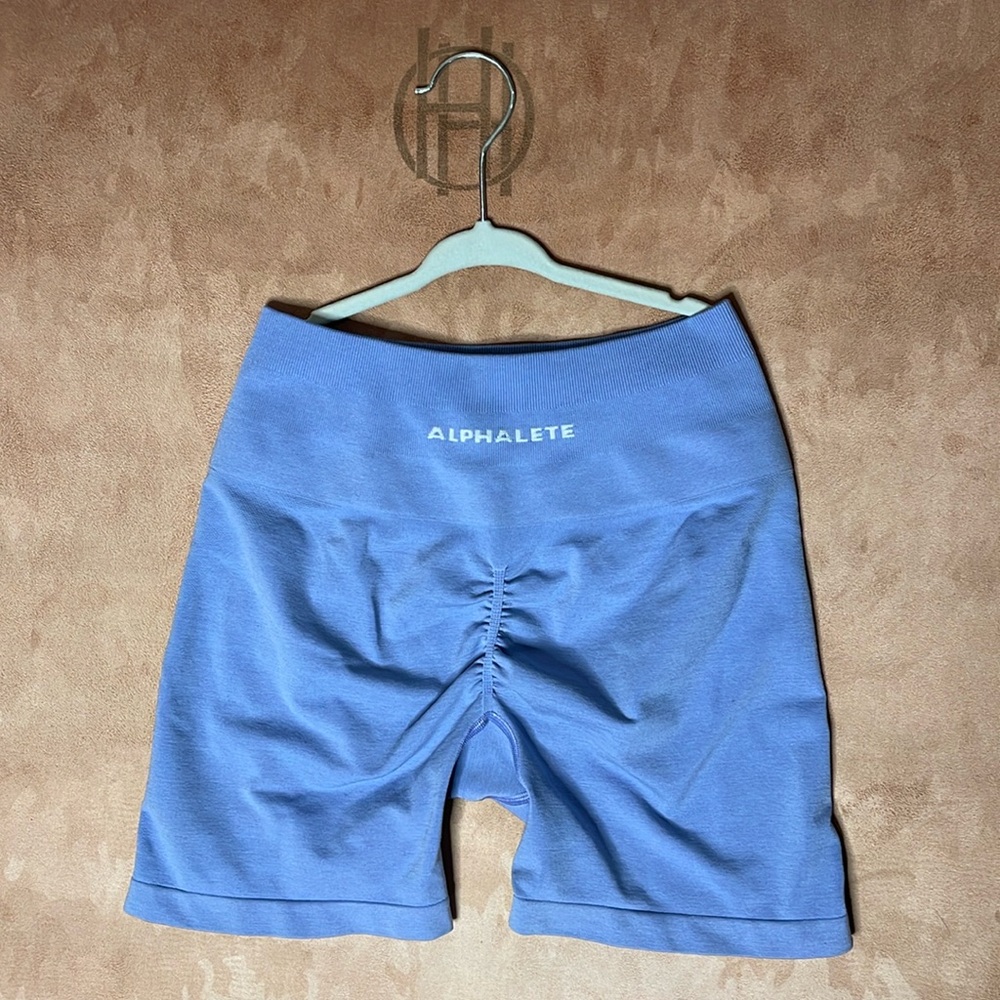 Alphalete Amplify Short 4.5 “